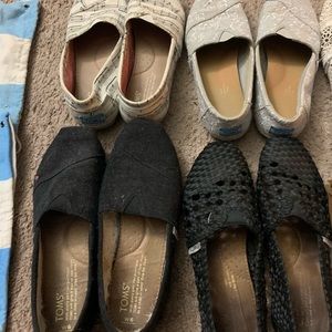 Toms shoes lot 6 woman’s size 6
